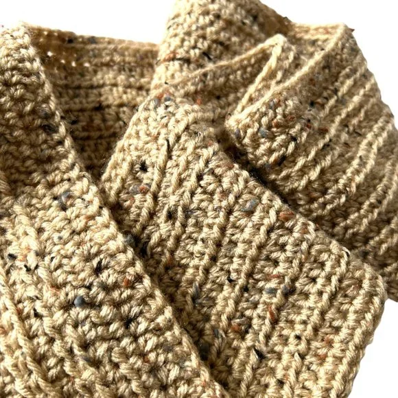 Men's Handmade Beige Tweed Crochet Scarf - Picture 4 of 4